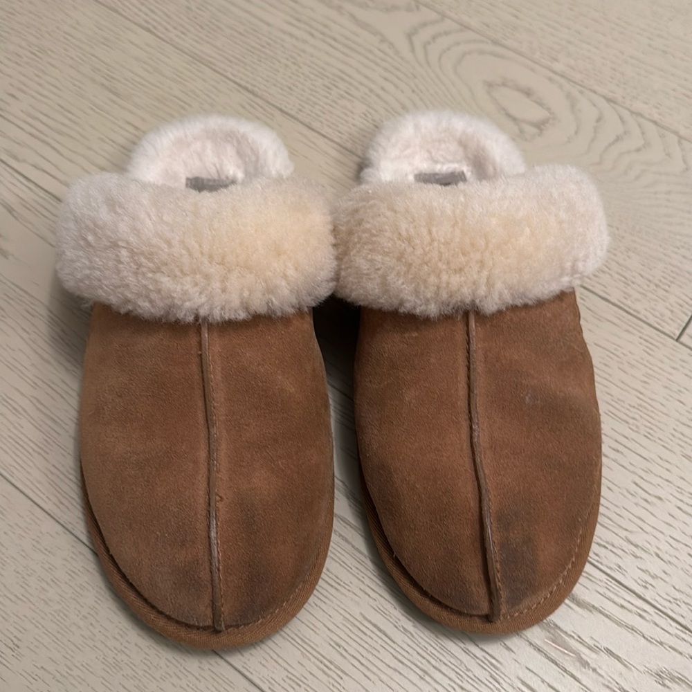 UGG Scuffette II suede slipper